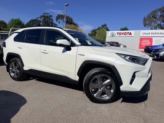 2021  Toyota RAV4 GXL SUV (Crystal Pearl) Used Car Thumbnail