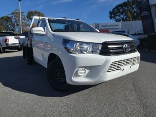 2019  Toyota Hilux Workmate Cab Chassis (Glacier White) Used Car Thumbnail