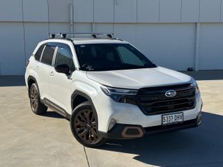 2025  Subaru Forester Hybrid Sport SUV (Crystal White) Demo Car Thumbnail