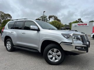2018  Toyota Landcruiser Prado GXL SUV (Silver Pearl) Used Car Thumbnail