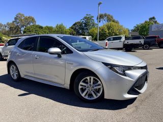 2022  Toyota Corolla SX Hybrid Hatch (Silver Pearl) Used Car Thumbnail