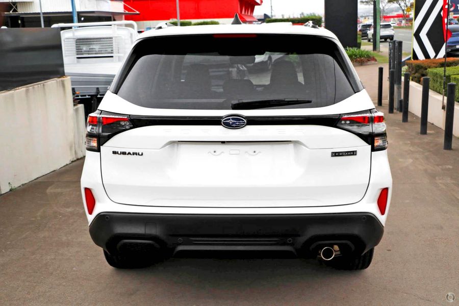 2025 Subaru Forester Hybrid Touring S6 Auto AWD MY26 Photo 3