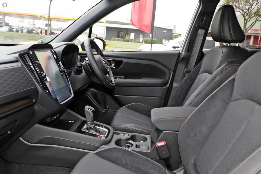 2025 Subaru Forester Hybrid Touring S6 Auto AWD MY26 Photo 7