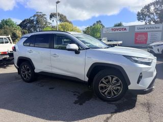 2025  Toyota RAV4 GXL SUV (Frosted White) Used Car Thumbnail