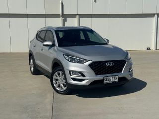 2019 Hyundai Tucson Active SUV (Platinum Silver) Used Car Thumbnail