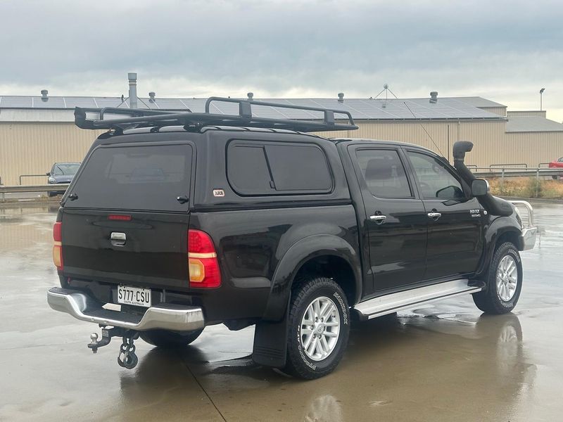 2011 Toyota Hilux SR5 Manual 4x4 MY12 Double Cab Photo 7