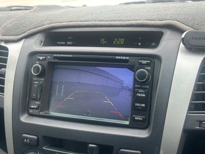 2011 Toyota Hilux SR5 Manual 4x4 MY12 Double Cab Photo 17