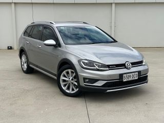 2017  Volkswagen Golf Alltrack 135TDI Premium SUV (Tungsten Silver) Used Car Thumbnail