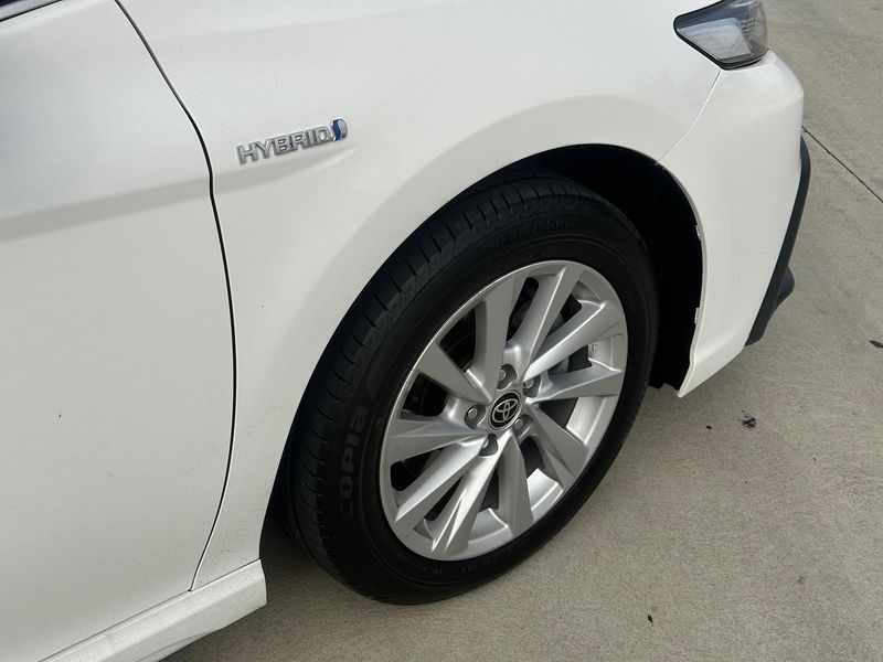 2022 Toyota Camry Ascent Sport Auto Photo 9