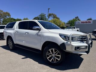 2016  Toyota Hilux SR5 Ute (Glacier White) Used Car Thumbnail
