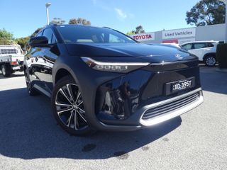 2023  Toyota bZ4X SUV (Ebony) Used Car Thumbnail